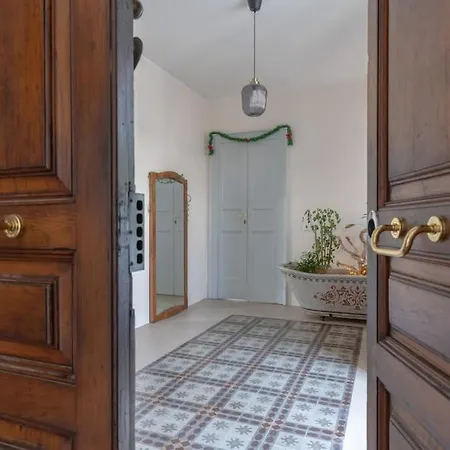 Palazzo Mannino Apartment